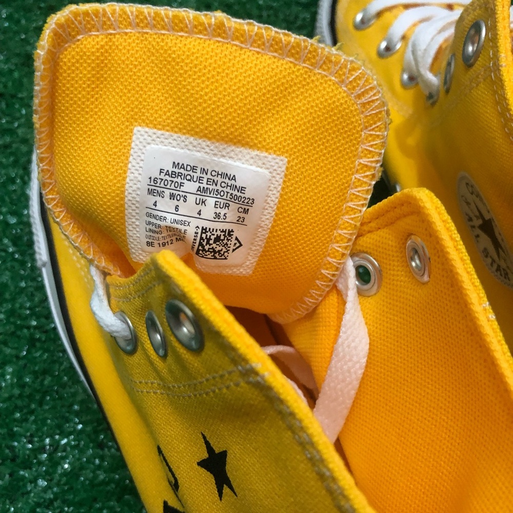 Converse - Picture 3 of 6